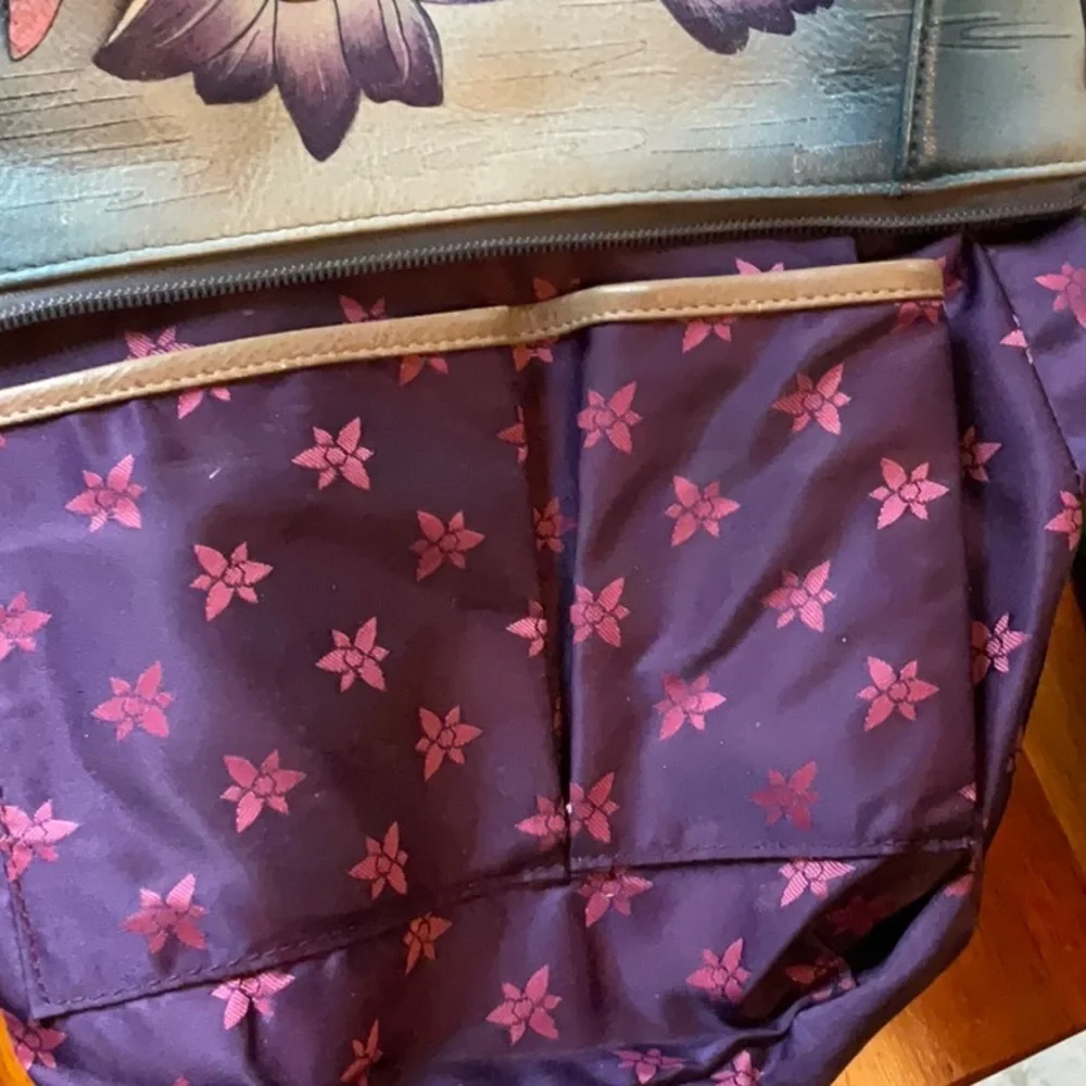 Gorgeous Anuschka crossbody bag - Picture 5 of 12